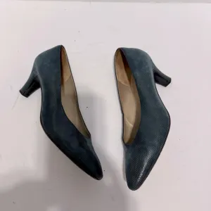 St. John Womens Heels Shoes Size 8 Textured Leather Made in Italy