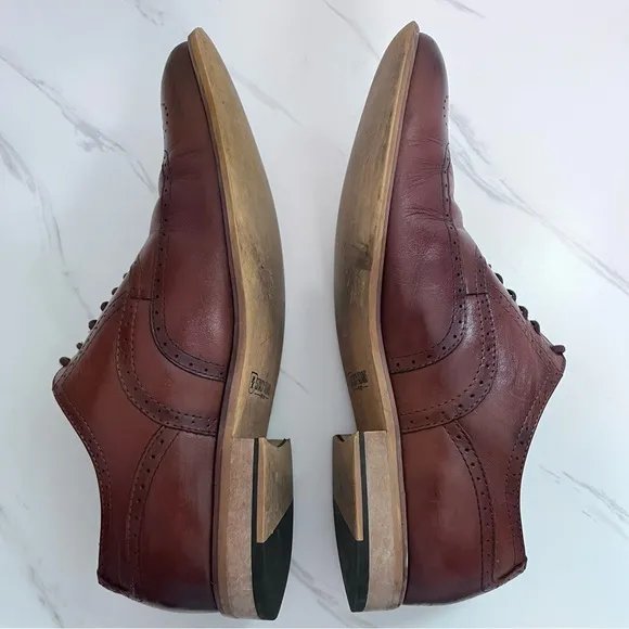 Stacy Adams Brown Leather Wingtip Oxfords Men’s Dress Shoes Size 10