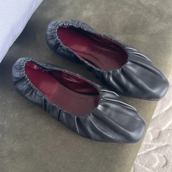 STAUD Tuli rouched black leather ballet flats size 36