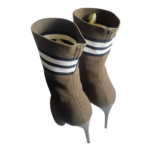 Steve Madden Century Ankle Boot 10M