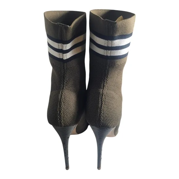 Steve Madden Century Ankle Boot 10M