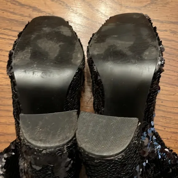 Steve Madden Fulton heeled sequin boots, size 9