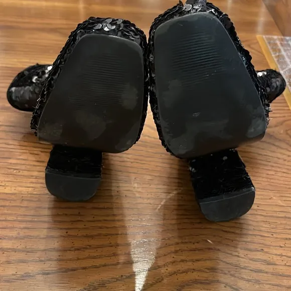 Steve Madden Fulton heeled sequin boots, size 9