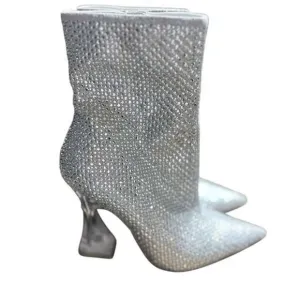 Steve Madden Vivy NWT Glamorous Silver Heeled Boots with Rhinestones and Stilett