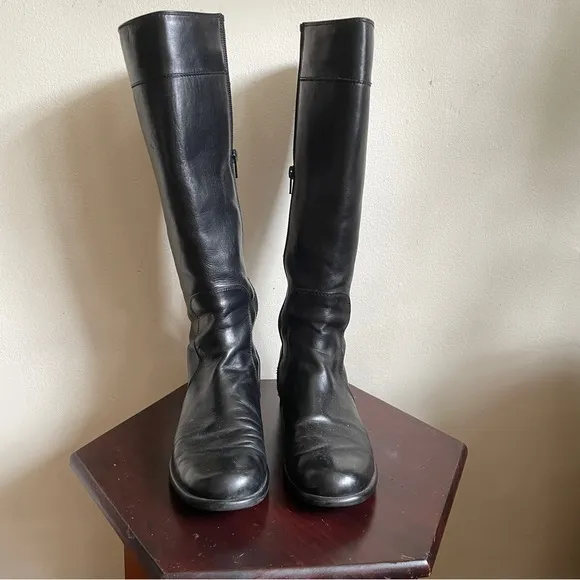 Stuart Weitzman Black Calf Knee High Leather Riding Boots Classic zipper Sz 6.5