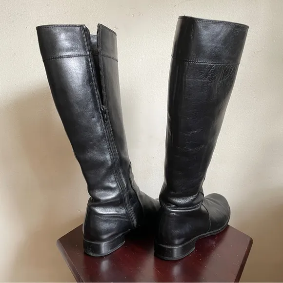 Stuart Weitzman Black Calf Knee High Leather Riding Boots Classic zipper Sz 6.5