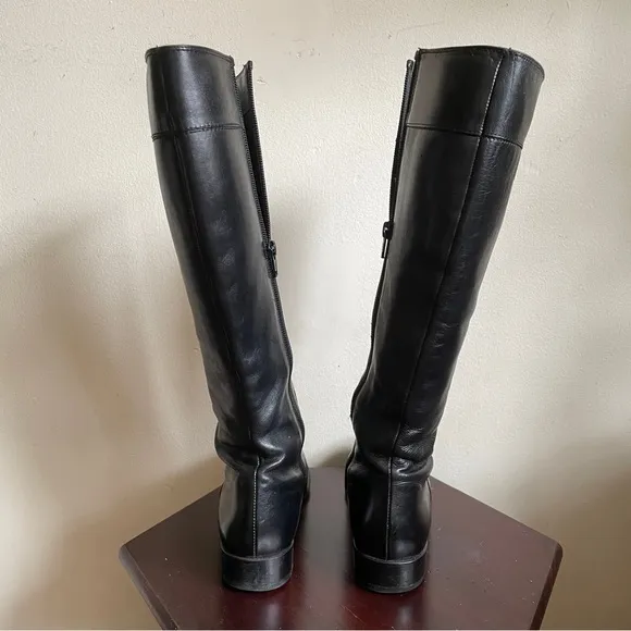 Stuart Weitzman Black Calf Knee High Leather Riding Boots Classic zipper Sz 6.5