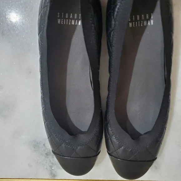 Stuart Weitzman Black Quilted Leather Flats Women's Shoe Size 7 N