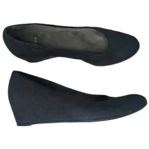 Stuart Weitzman black textured dressy career wedges shoes size 9