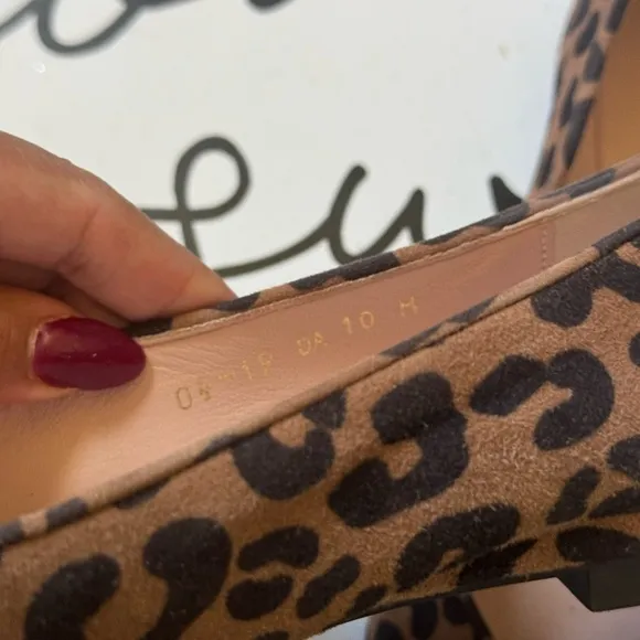 Stuart Weitzman Lepoard Print leather flats size 10