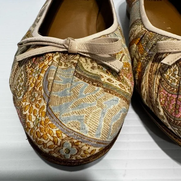 Stuart Weitzman Multicolor Floral Paisley Leather Trim Ballet Flats Size 8 1/2