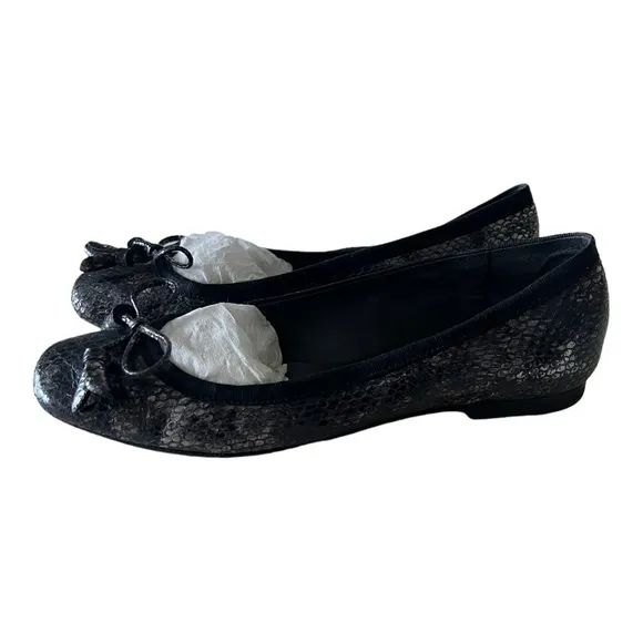 Stuart Weitzman Sliver Black Metallic Snake Skin Embossed Leather Flats Size 7M