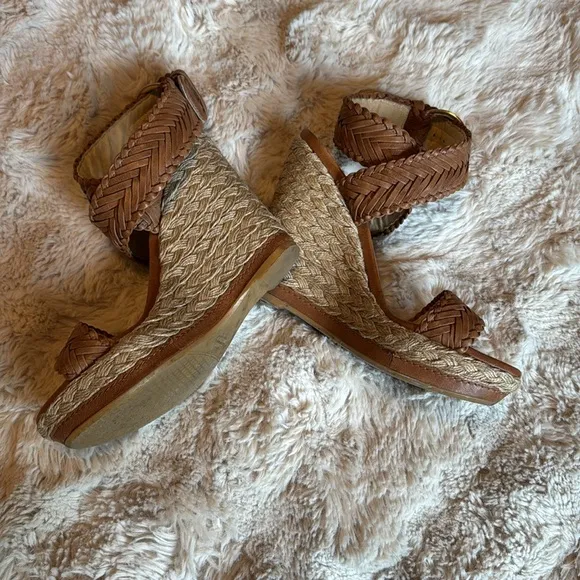 Stuart Weitzman Womens Brown/Tan Elixir Braided Leather Wedge Sandal Size 7.5