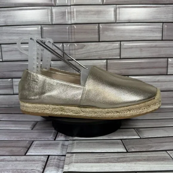 Stuart Weitzman Women's Gold Leather Mykonos Espadrille Flats Shoe Size 6-NEW