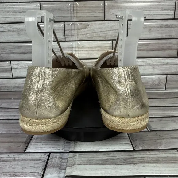 Stuart Weitzman Women's Gold Leather Mykonos Espadrille Flats Shoe Size 6-NEW