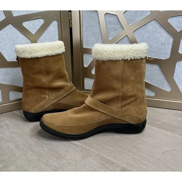 Stuart Weitzman Zip Up flat Boots Sz 7.5 m Brown Suede leather fur wool sherpa