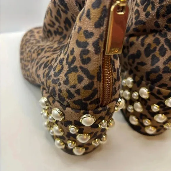 Stuart‎ Weizmann Pearl Heeled boots