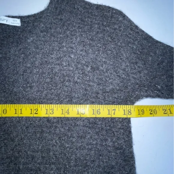 Subtle Luxury 1/2 Sleeve Cashmere Pullover Sweater Gray horizontal ribbed S XS