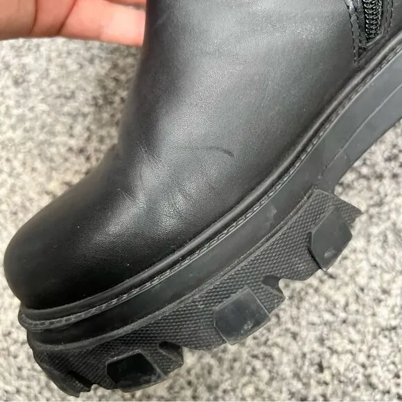Sz 8M Steve Madden Leather Upper Priority Chunky under the knee Boots $199 MSRP