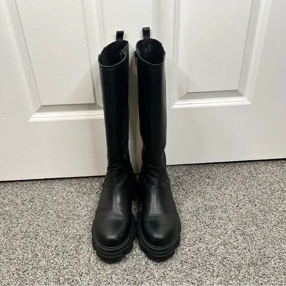 Sz 8M Steve Madden Leather Upper Priority Chunky under the knee Boots $199 MSRP