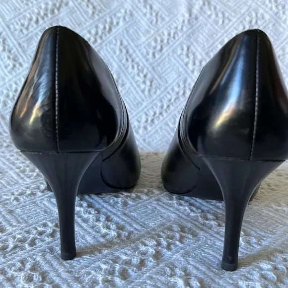 Tahari Korin Black Leather High Heel Booties 7.5M