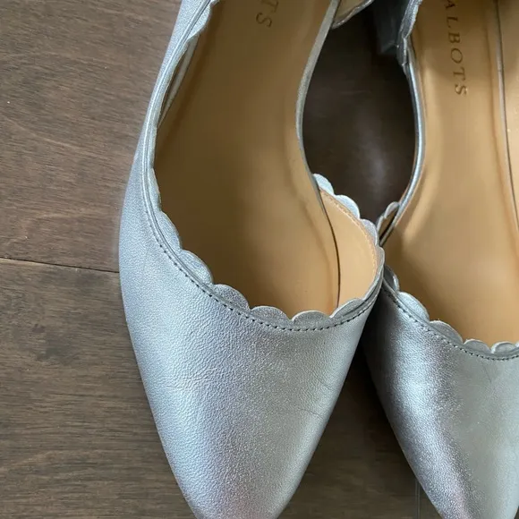 Talbots Scalloped Edge d’Orsay leather slip and flat