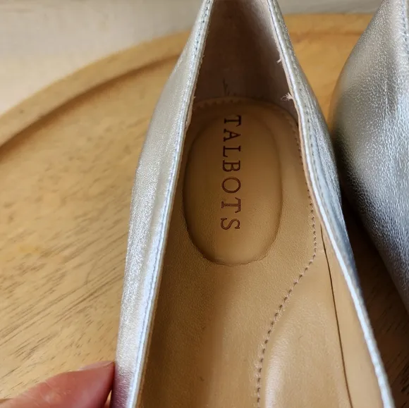 Talbots Sutton buckle silver metallic flats size 8