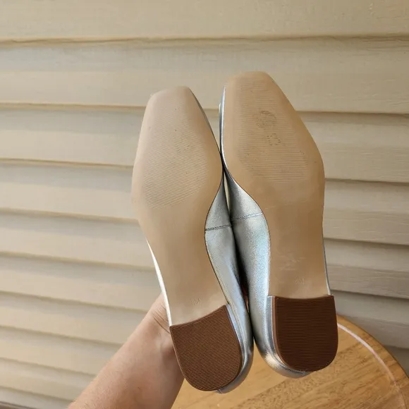 Talbots Sutton buckle silver metallic flats size 8