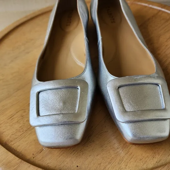 Talbots Sutton buckle silver metallic flats size 8