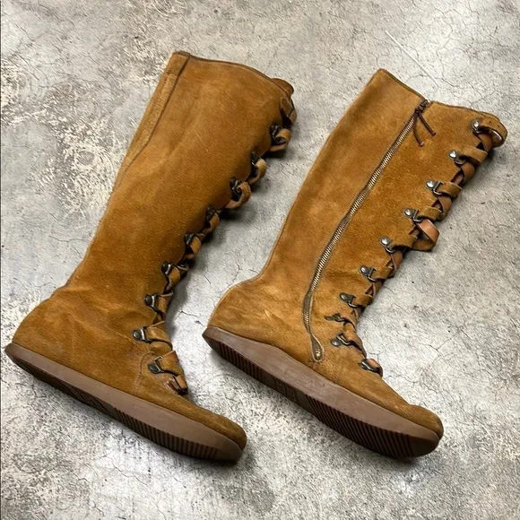Tan Knee-High Lace Up Boots with Rubber Sole