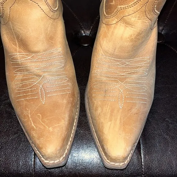 Tan leather Sterling River cowgirl western cowboy boho hippie boots size 8.5M
