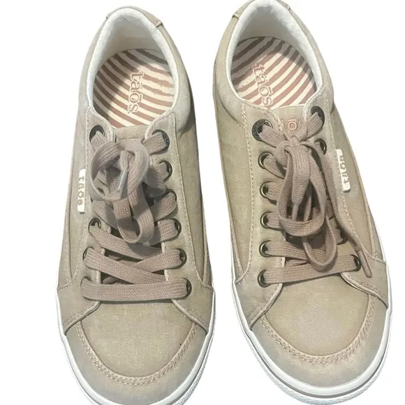 TAOS Moc Star Tan Distressed Canvas Shoes
