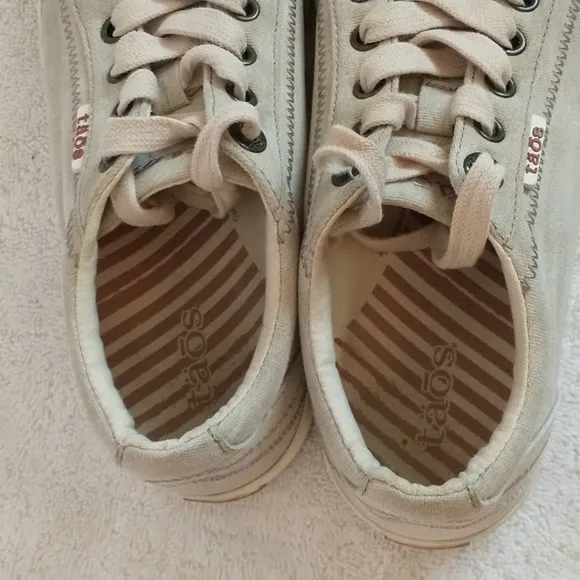 Taos Plim Soul Beige Washed Canvas Sneaker Size 7.5, Women's