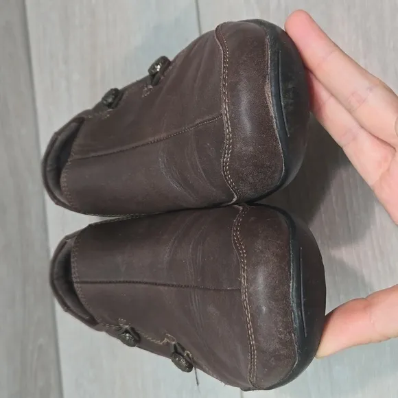 Taos Womens Encore Leather Mary Jane Clog Shoes sz 8