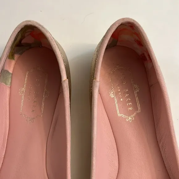 TED BAKER PINK METALLIC FLATS SIZE 8
