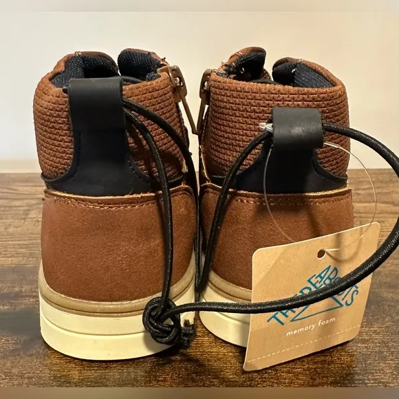 Thereabouts Boys Asher Flat Heel Lace Up Boots NWT Various Sizes