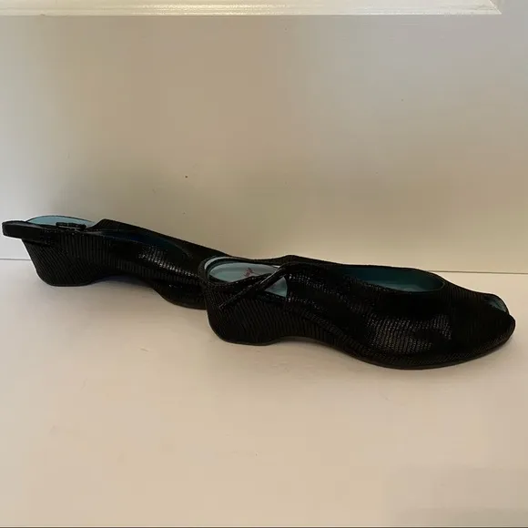 THIERRY RABOTIN SHOES SLINGBACK PEEP TOE HEELS  BLACK TEXTURED LEATHER ITALY 7.5
