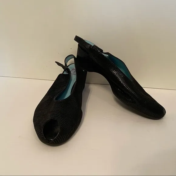 THIERRY RABOTIN SHOES SLINGBACK PEEP TOE HEELS  BLACK TEXTURED LEATHER ITALY 7.5