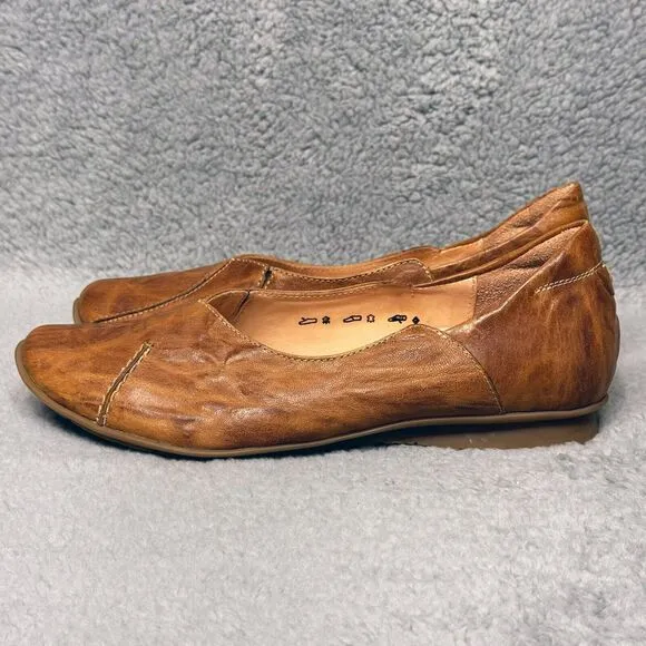 Think! Womens Size 6.5 Slip On Ballet Flats Shoes Brown Leather Comfort