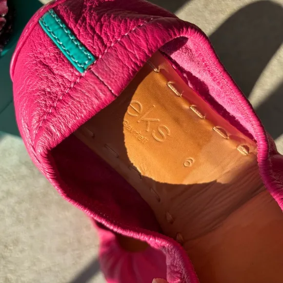 TIEKS AUTHENTIC LEATHER FUCHSIA BALLET FLATS