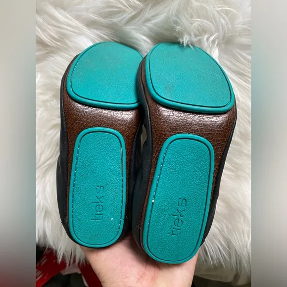 Tieks Matte black classic leather ballet flats size 7