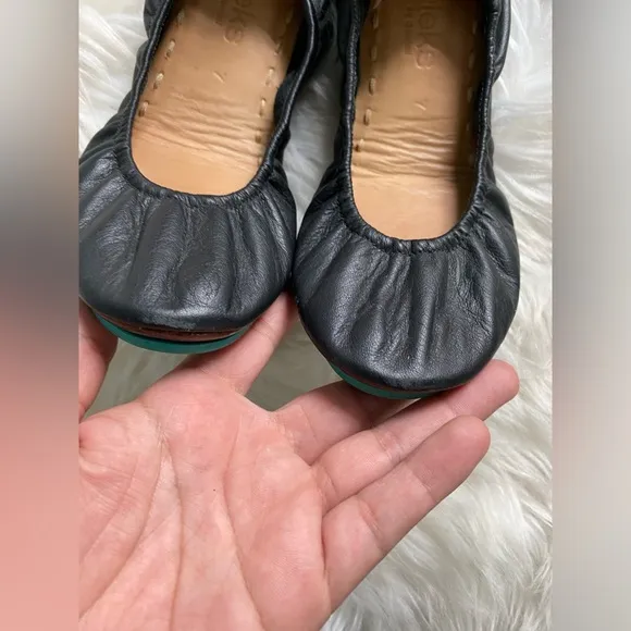 Tieks Matte black classic leather ballet flats size 7