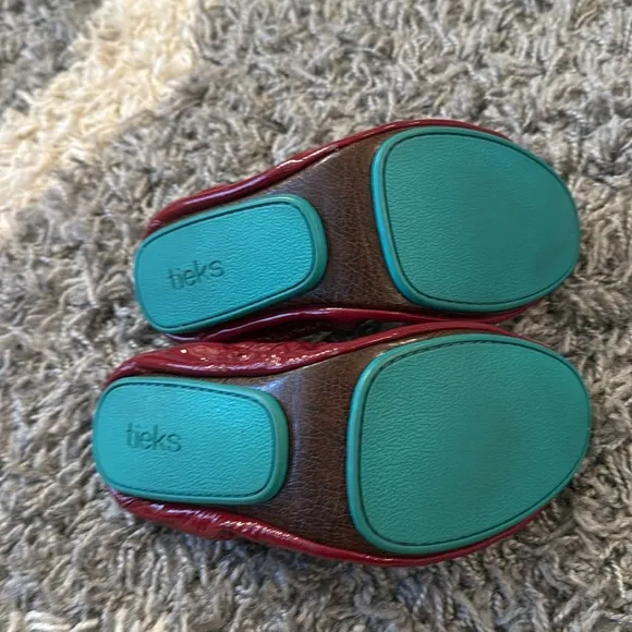 Tieks Patent Ruby Red Leather Ballet Flats Shoes