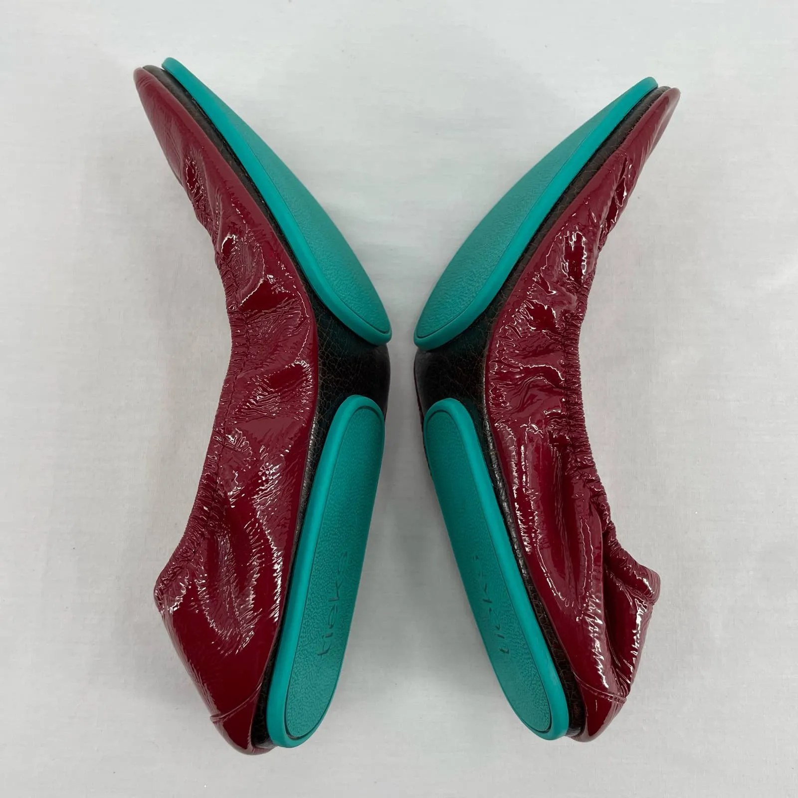 Tieks Ruby Red Patent Leather Ballet Flats Classic Foldable Travel Shoes Size 9