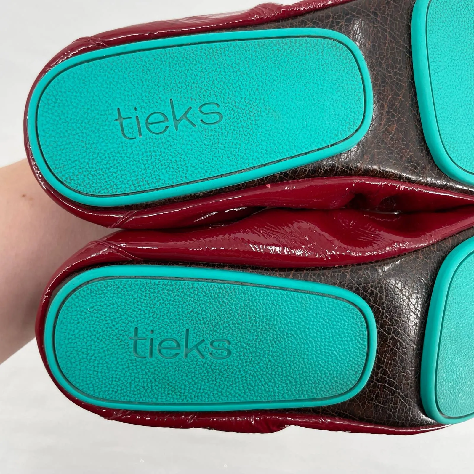 Tieks Ruby Red Patent Leather Ballet Flats Classic Foldable Travel Shoes Size 9