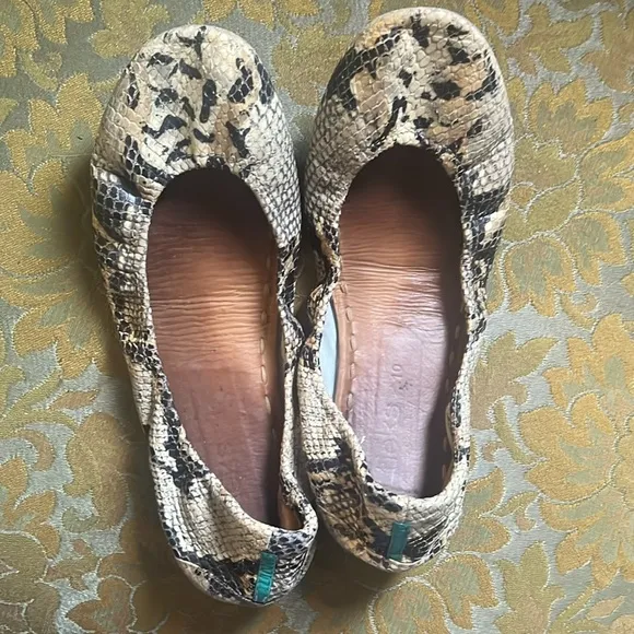 Tieks Women's Sand Snake Italian Leather Ballet Flats