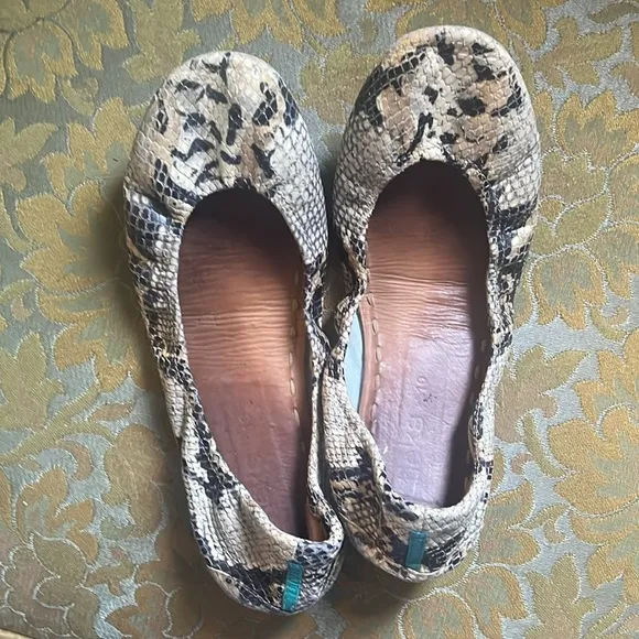 Tieks Women's Sand Snake Italian Leather Ballet Flats