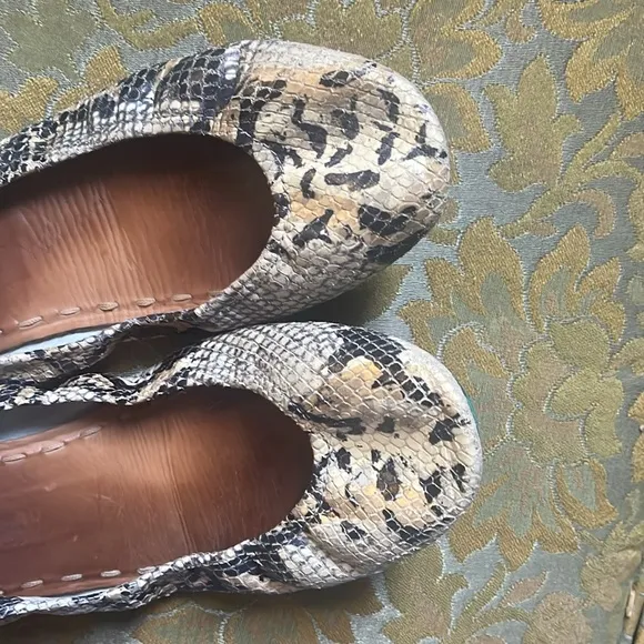 Tieks Women's Sand Snake Italian Leather Ballet Flats