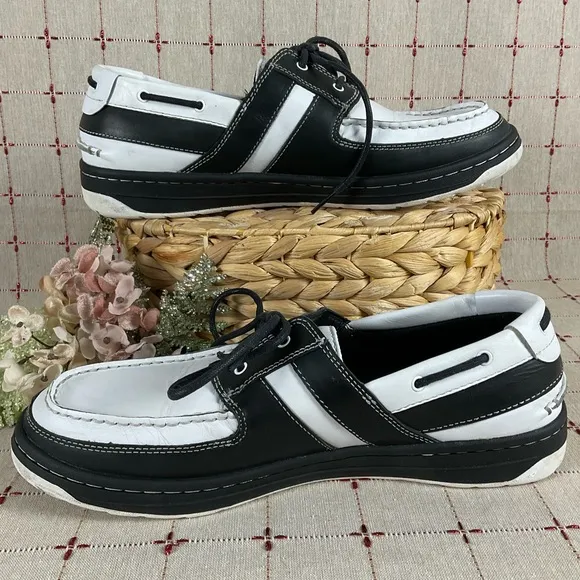 Timberland Boat Shoes Mens Size 11.5 Black &amp; White Leather Deck Shoes PreLoved