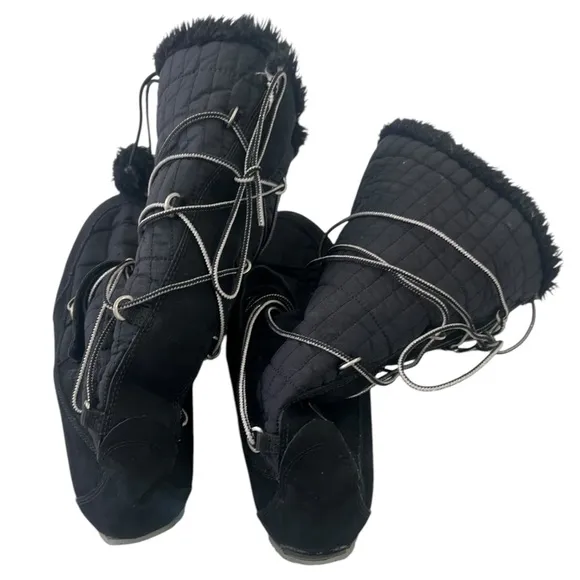Timberland Boots Womens 10 Black Knee High Suede Pom Pom Lace Up Winter Snow